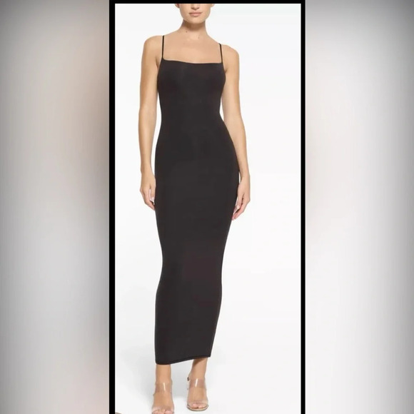 SKIMS Dresses & Skirts - SKIMS Fits Everybody Long Slip Onyx/black  Dress Size Medium